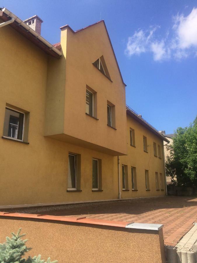 Хостел Pilgrims Place Ченстохова Екстер'єр фото